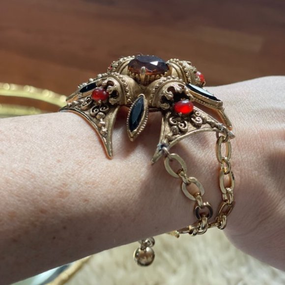 Custom Vintage Bracelet - Picture 12 of 12